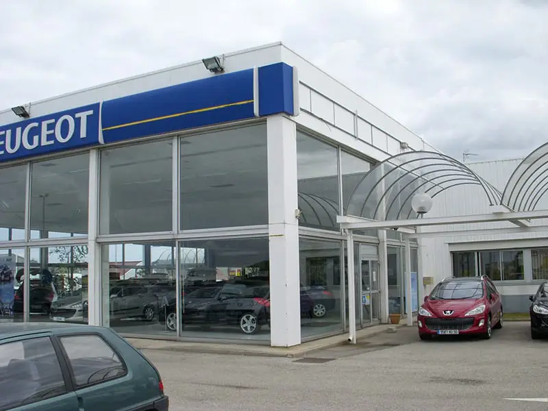 Projet concession Peugeot