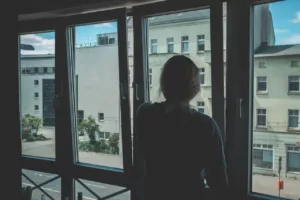 Voir sans être vu