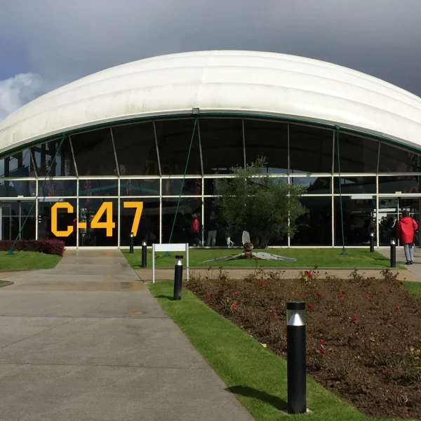 Easy Film - Pose de film sur vitrage - Musee C-47