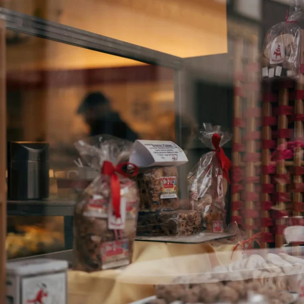 Film solaire sur vitrine