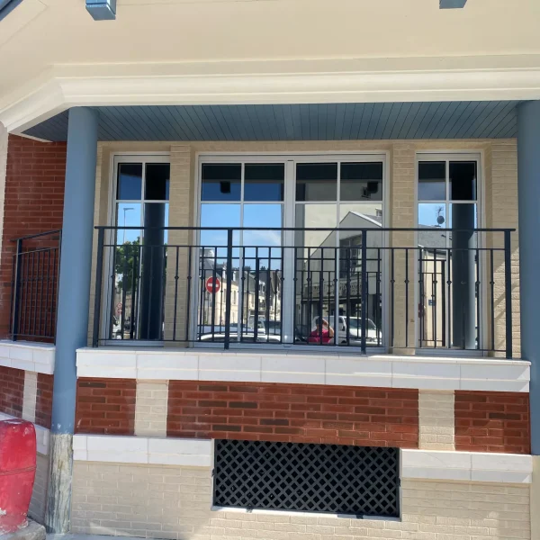 pose-de-film-effet-miroir-appartement-deauville-2